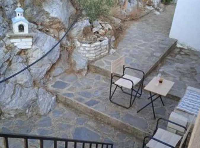 Casa de Férias μπροστά στο ναυάγιο καλή τύχη Tríkeri